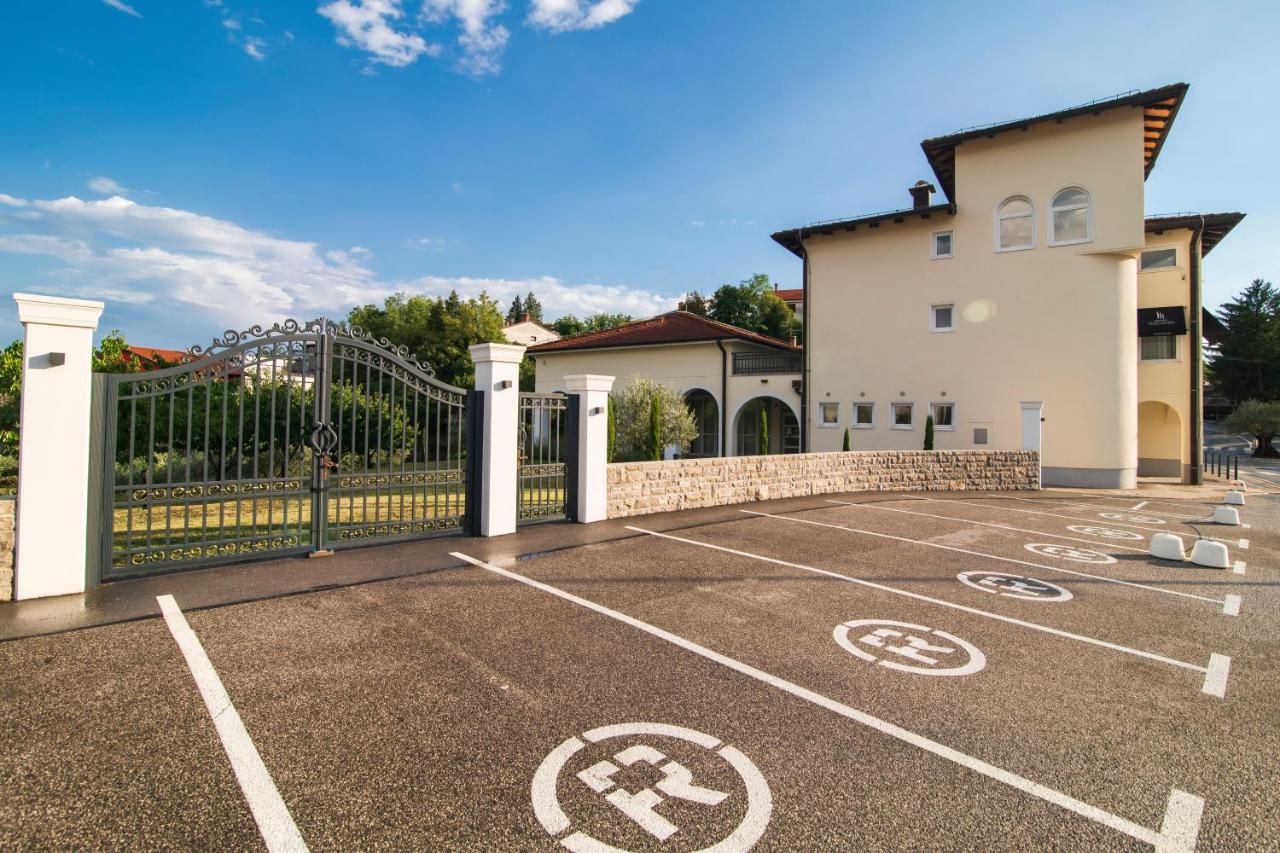 Toscanina Garni Hotel Dobrovo Exterior foto